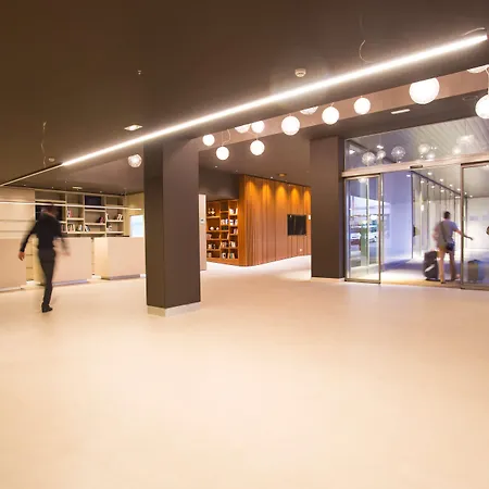 ホテルsb Bcnイベンツ4 *スップ