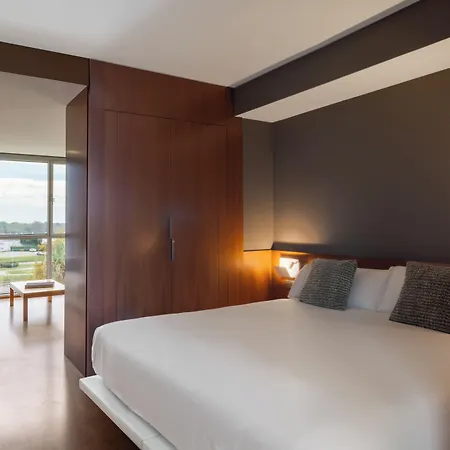 Sb Bcn Events 4* Sup 4* קסטלדפלס